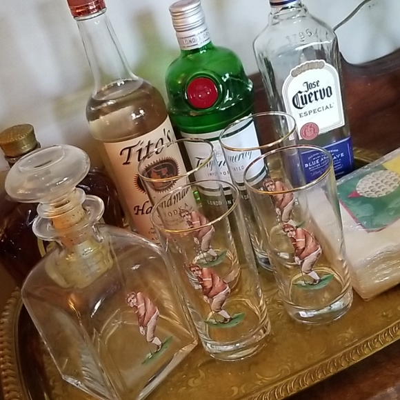 Vintage Golf Decanter & Gold Rimmed Glasses Barware Set & Cocktail Napki… - Picture 2 of 15